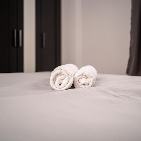 Central Apartment In Belfast City Centre - Sleeps 5 People Exterior foto
